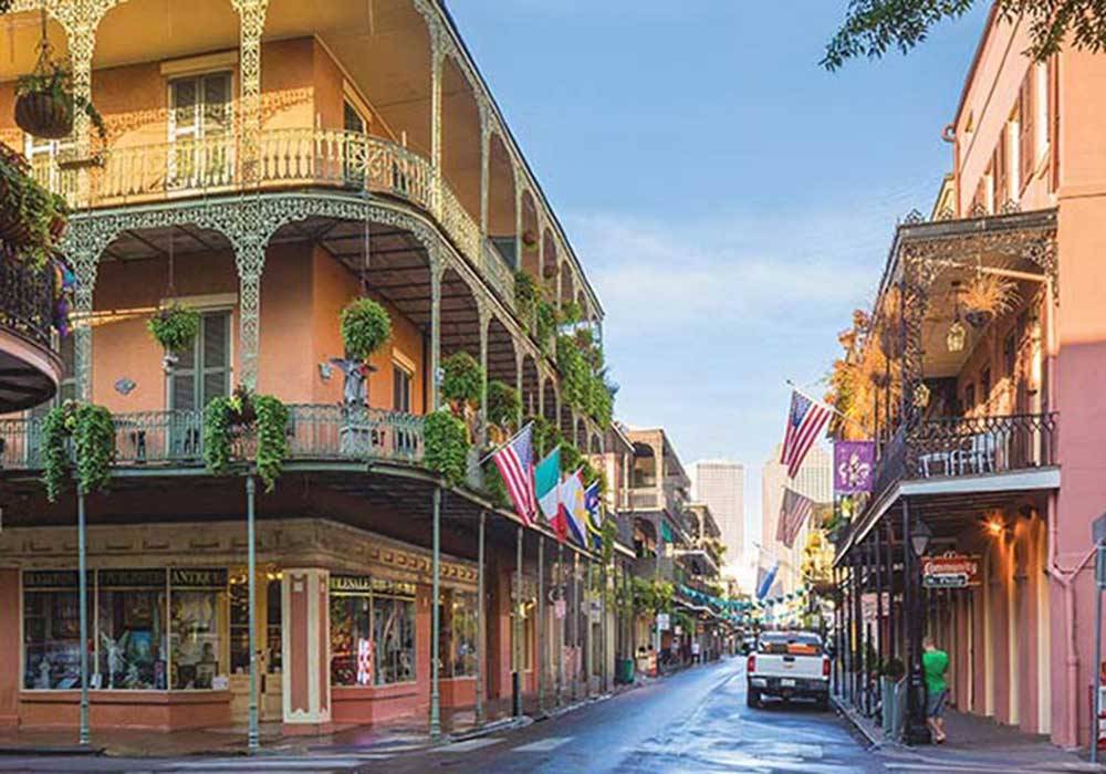 THE GREEN LEGION EXPERIENCE INVADES THE BIG EASY FOR THE BIG GAME!!!